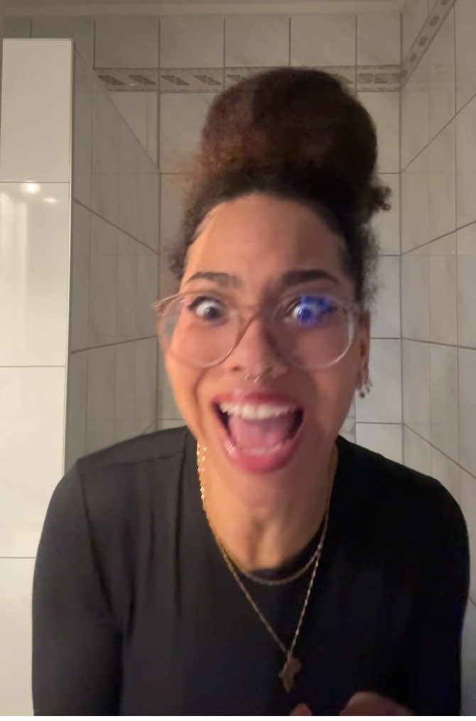 @shaniakraemer