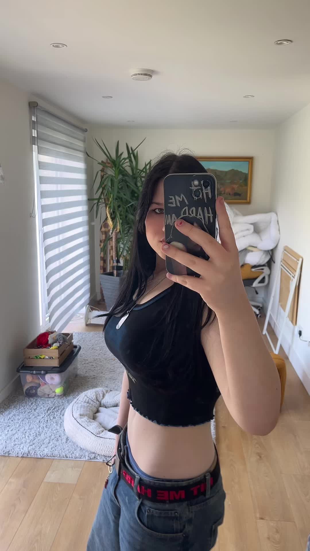 @Isabella✁