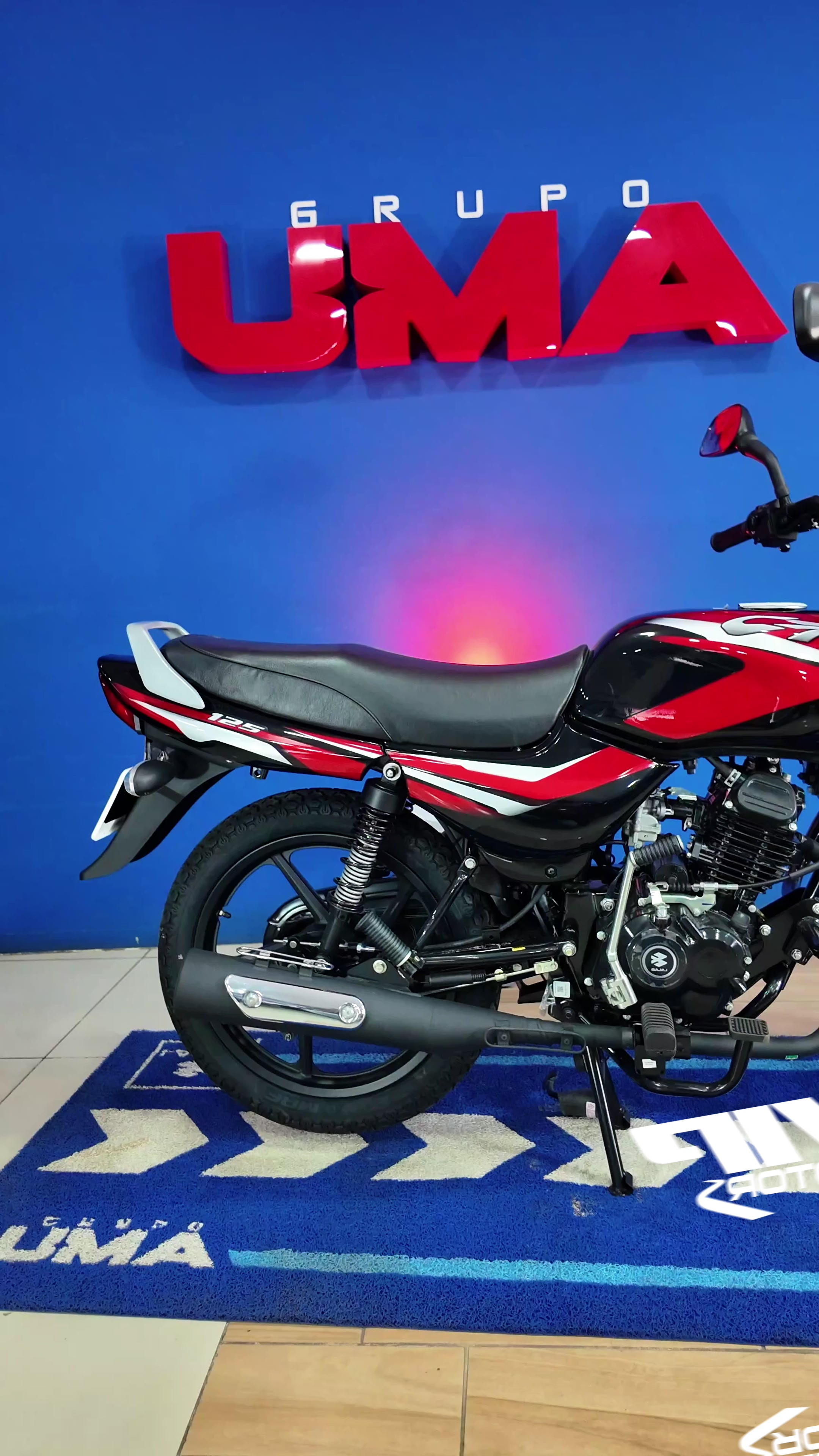 @BAJAJ AMATITL&Aacute;N