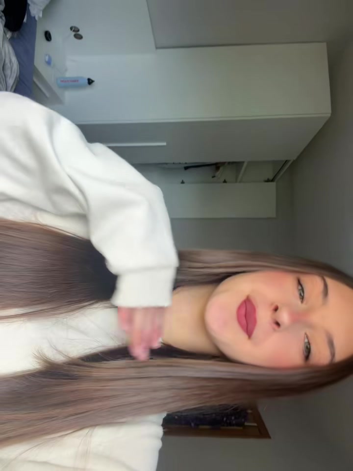 @Daniela🤍