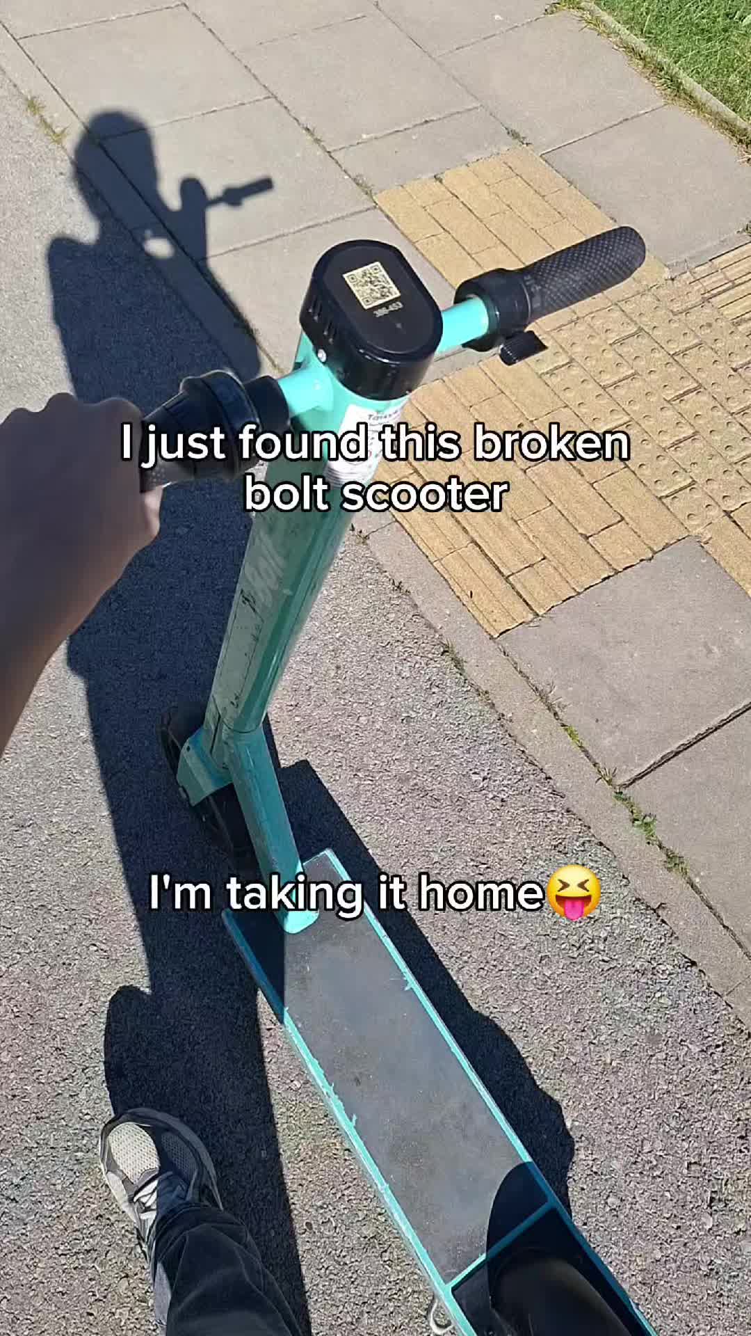 @solaxxs>