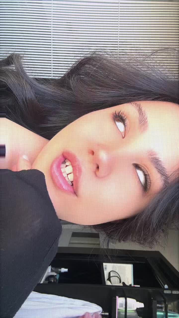 @Tsarry &bull; ti segue