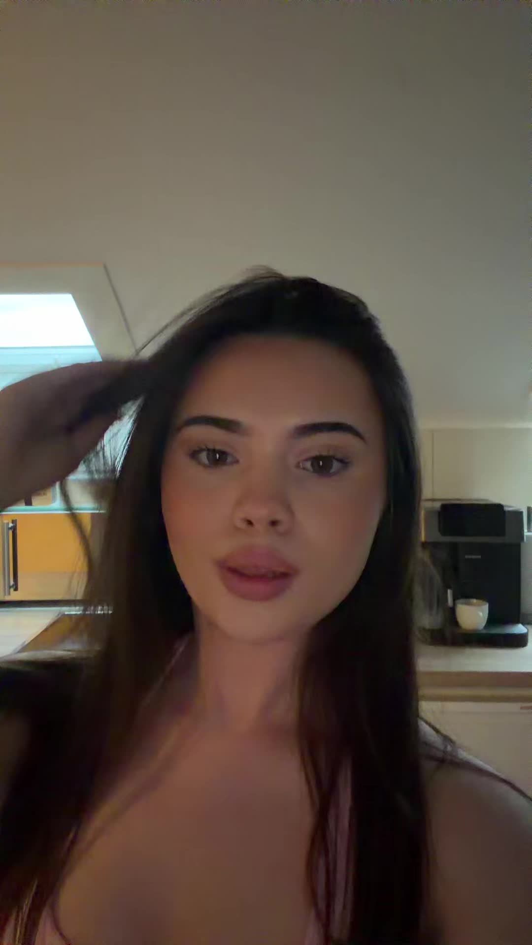 @𝐿𝑒𝑜𝑛𝑎🍓