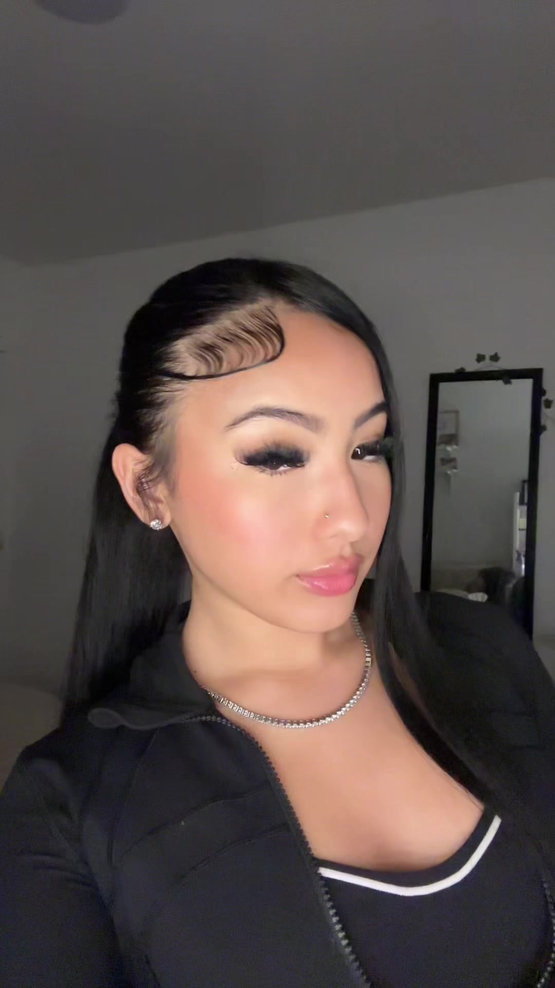 @️