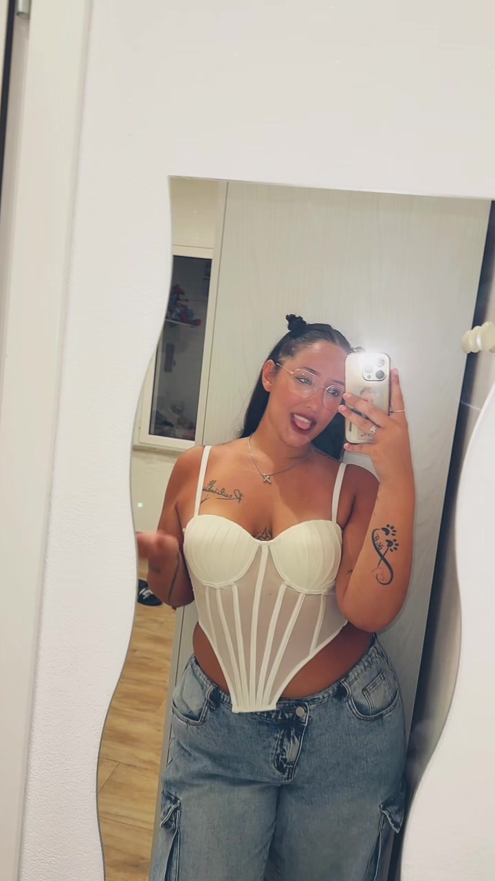 @Erika Randazzo