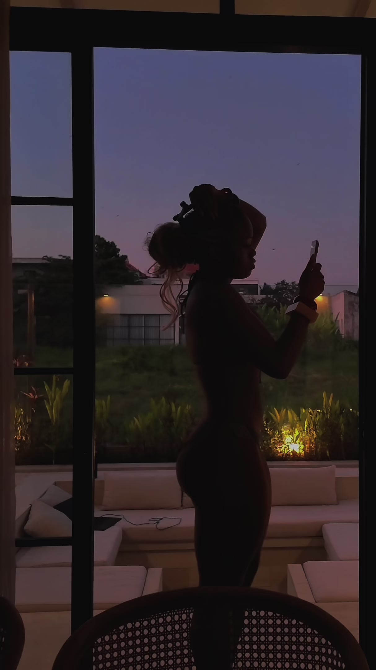 @sheiszino