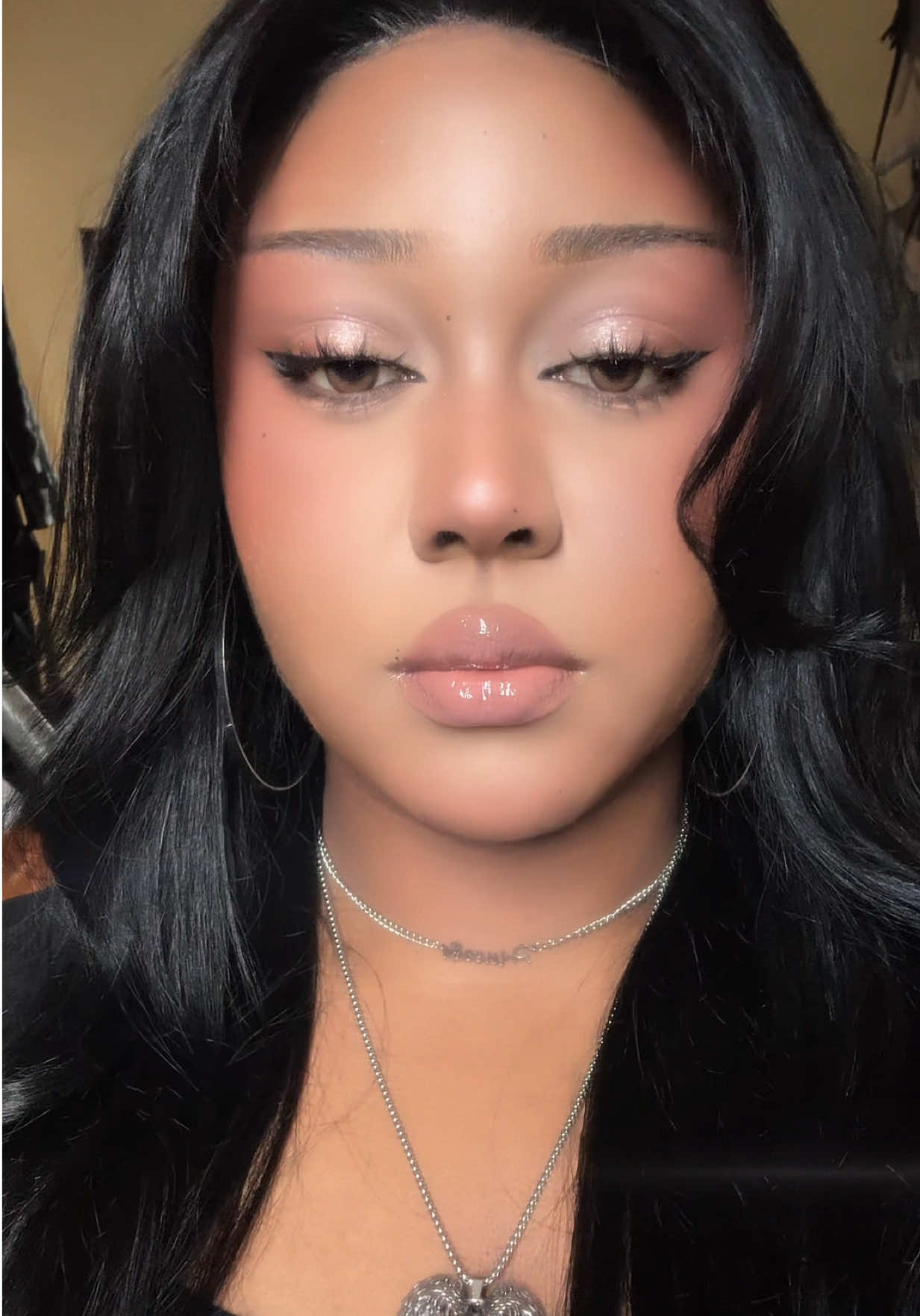 @valiinette