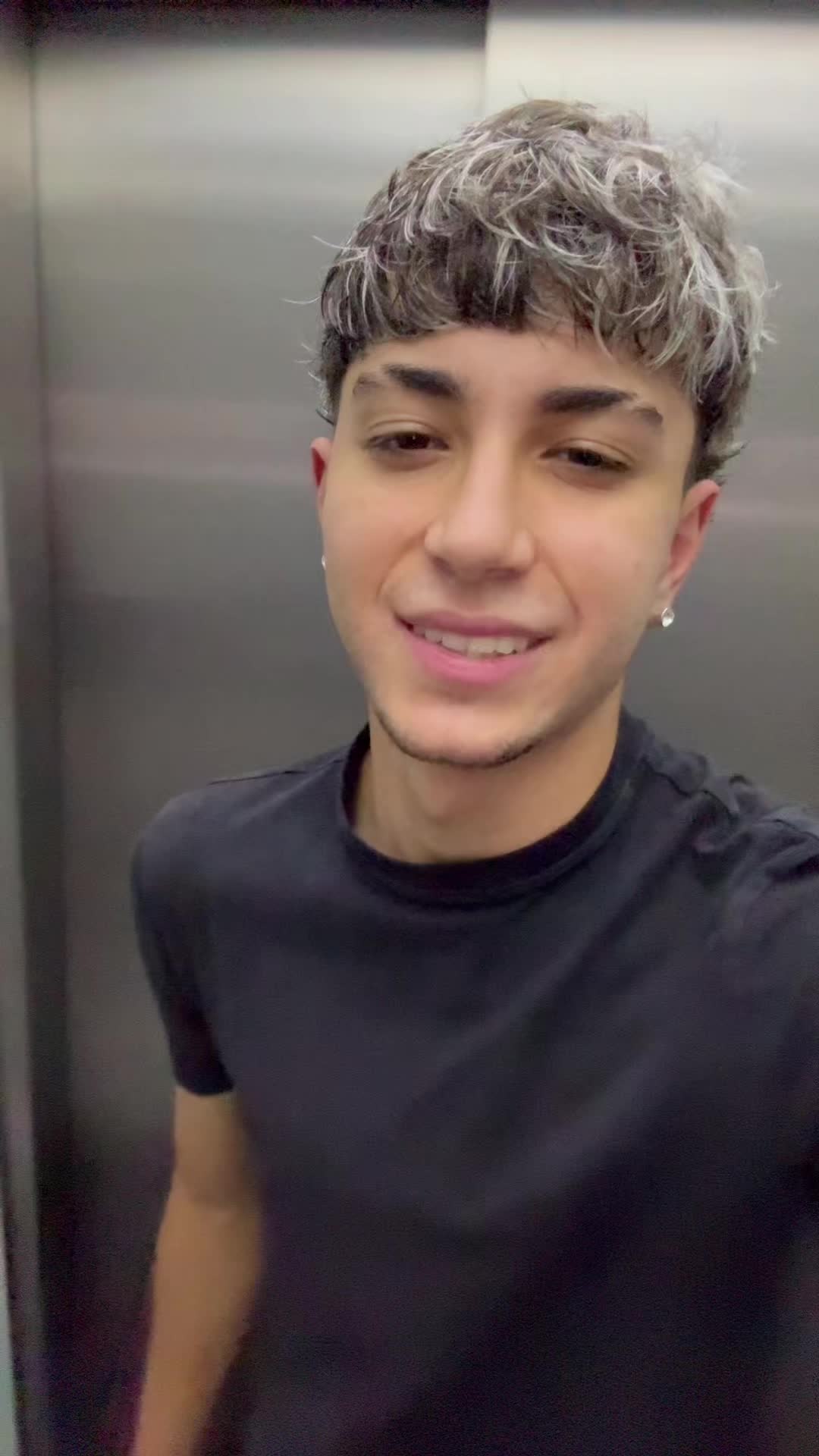@_mizarr