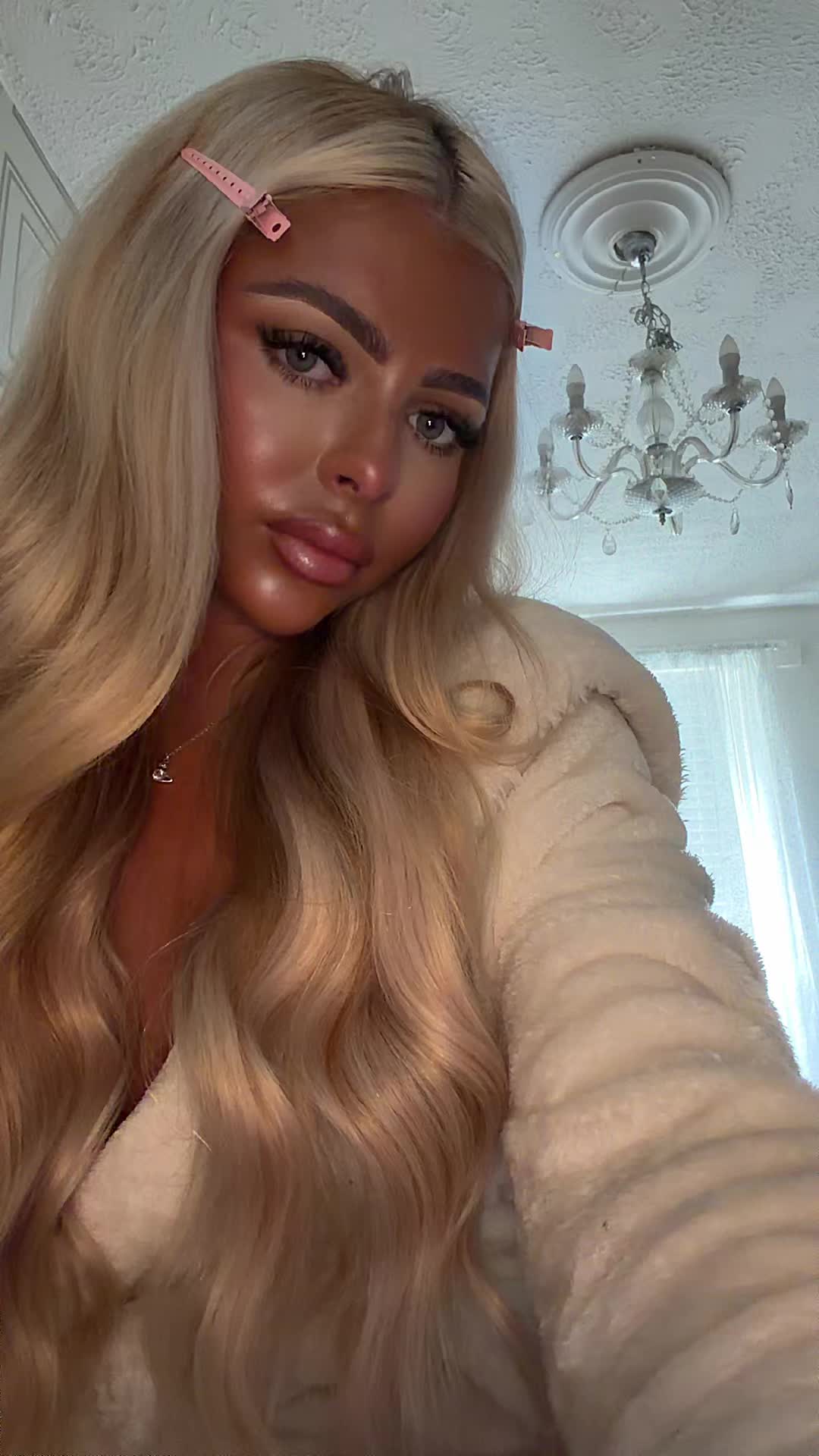 @elliemcintosh