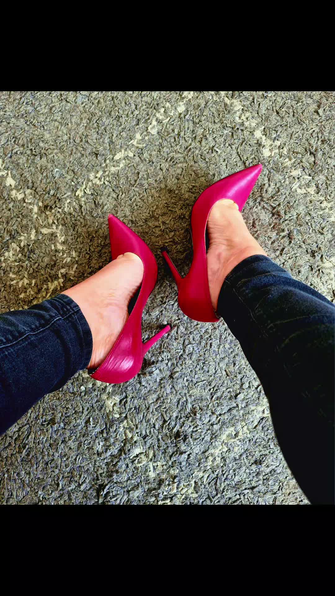 @shoesiren2