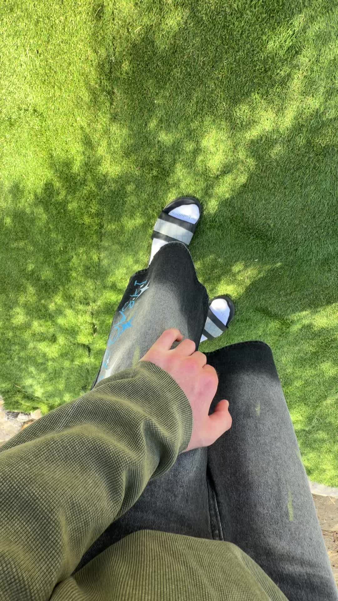 @Den