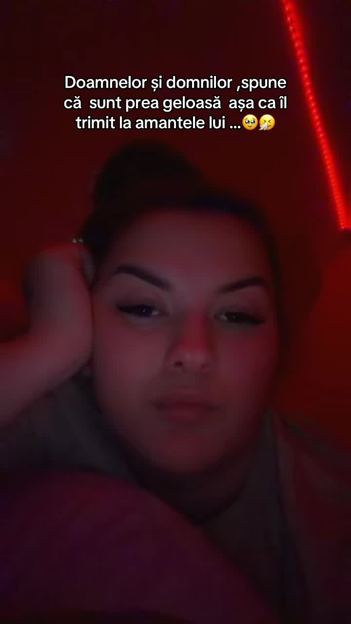 @petronela_🖤
