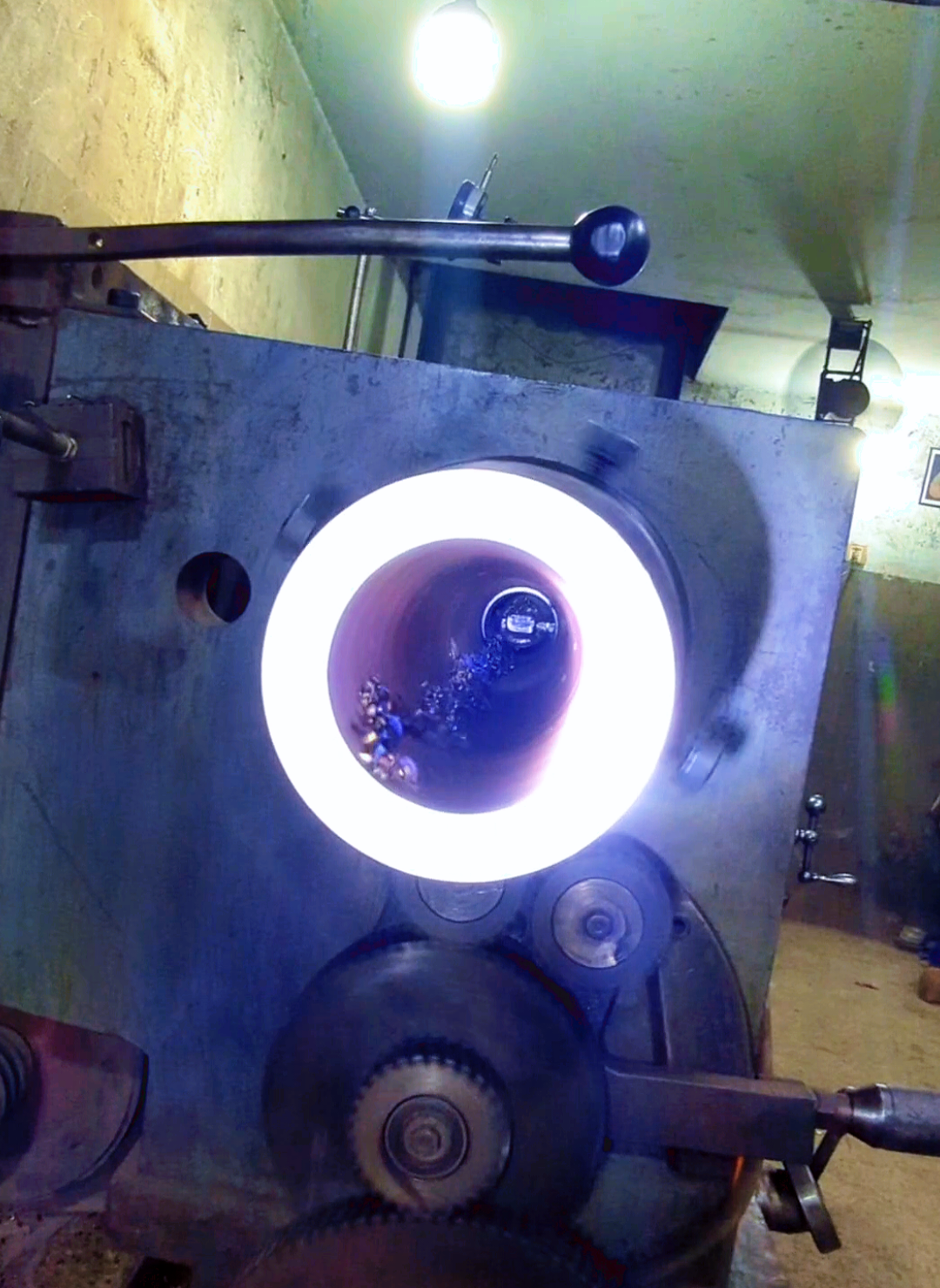 @00 lathe works