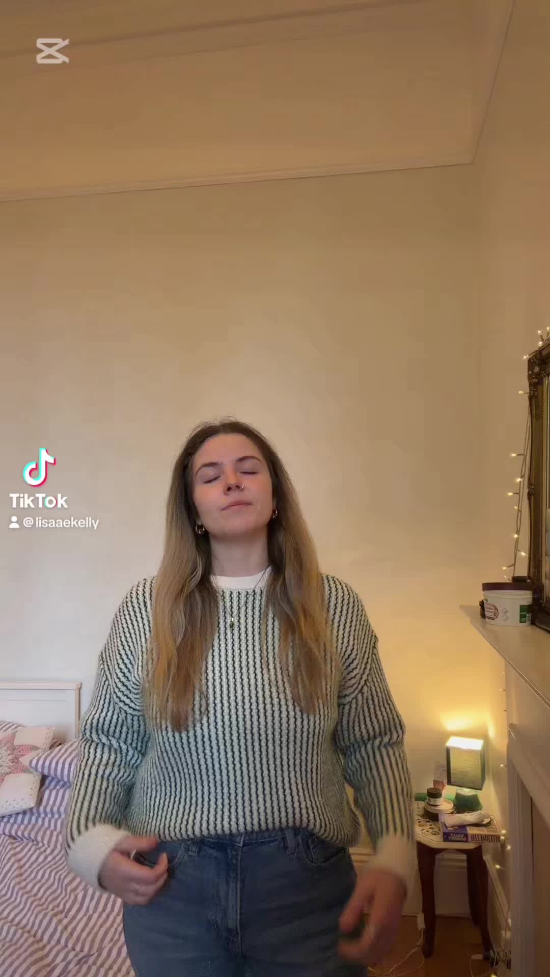 @lisaaekelly