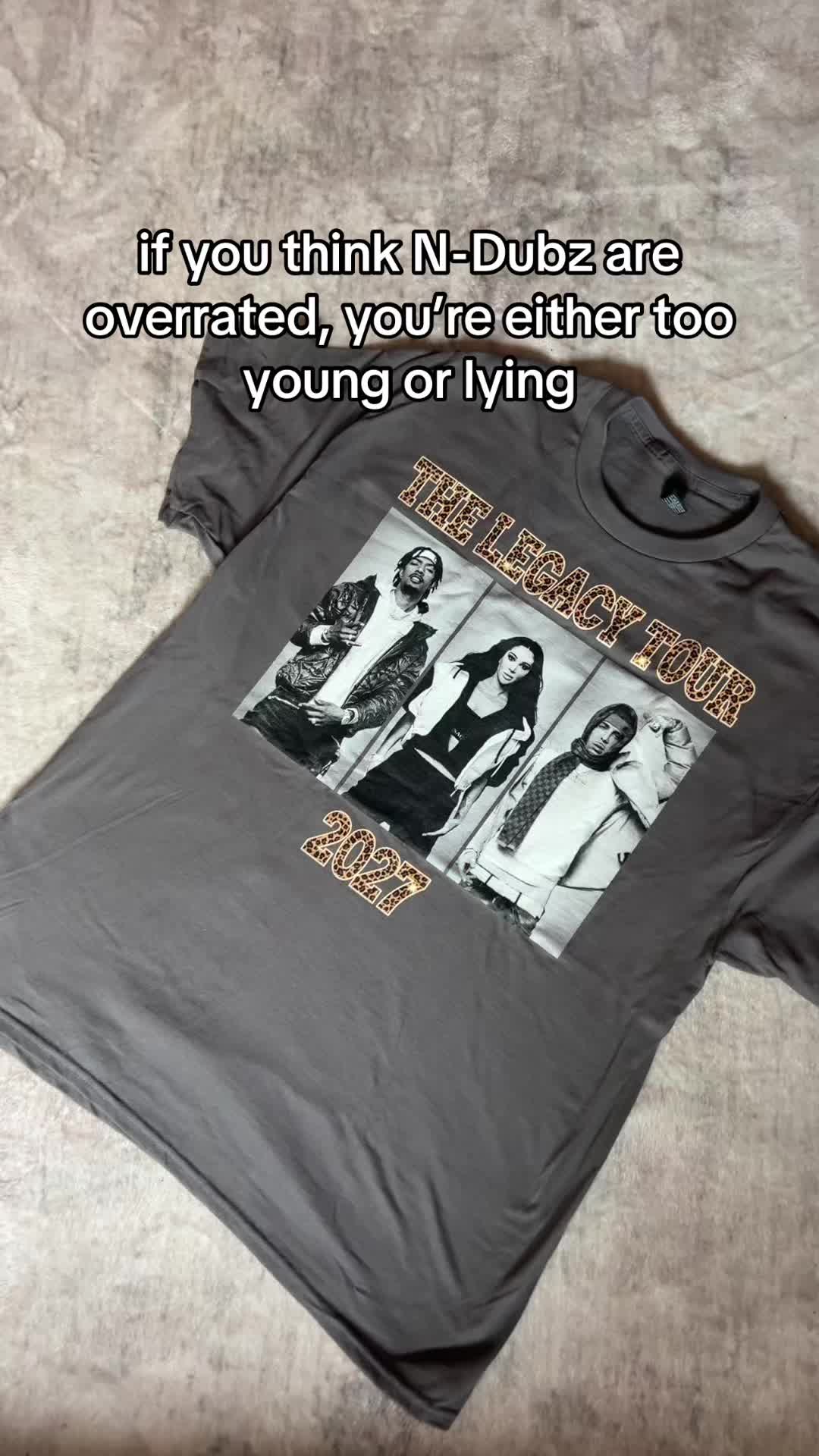 @therealmumfinds 🦇