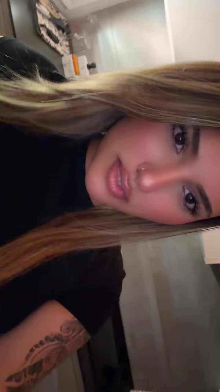 @Claudia López