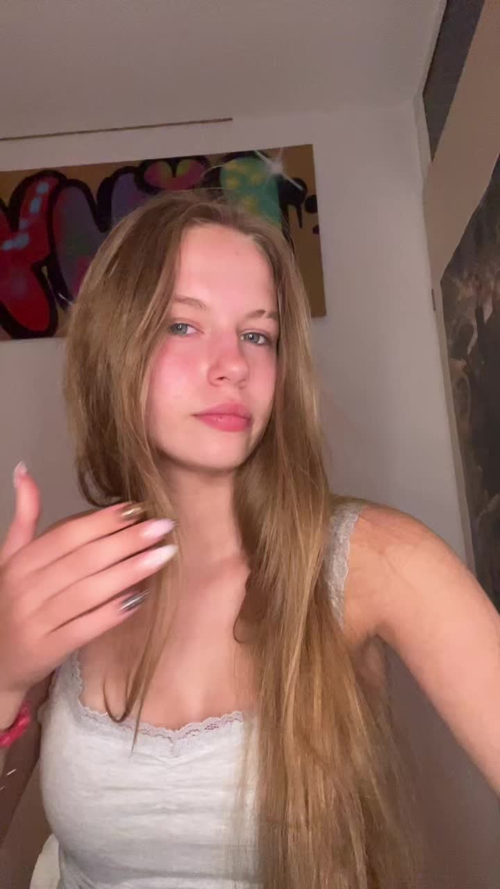 @★𝐋𝐈𝐕𝐘★