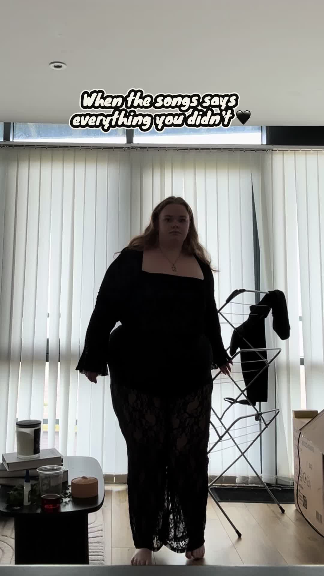 @elladonnelly_xo