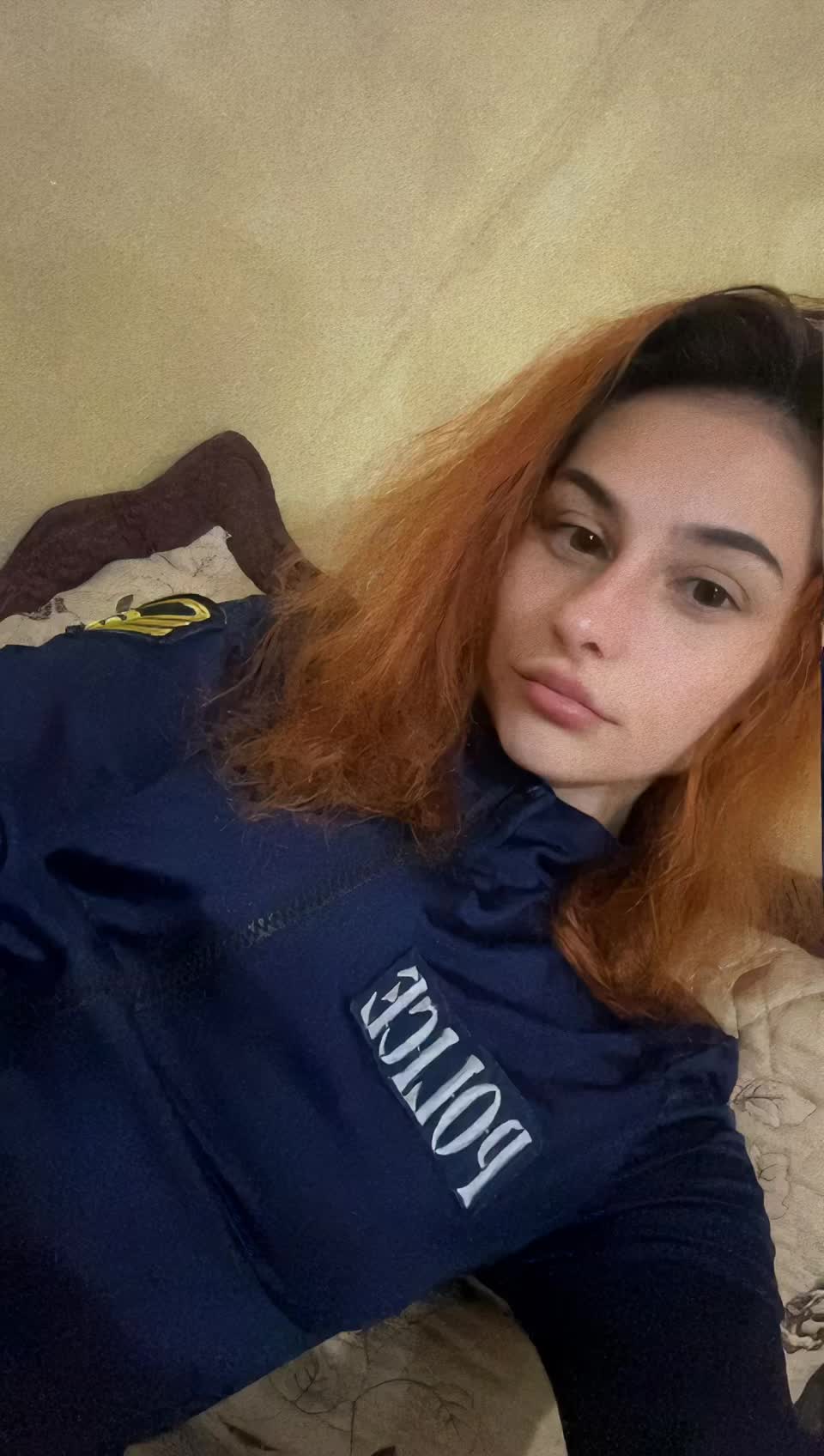 @AnaMaria18