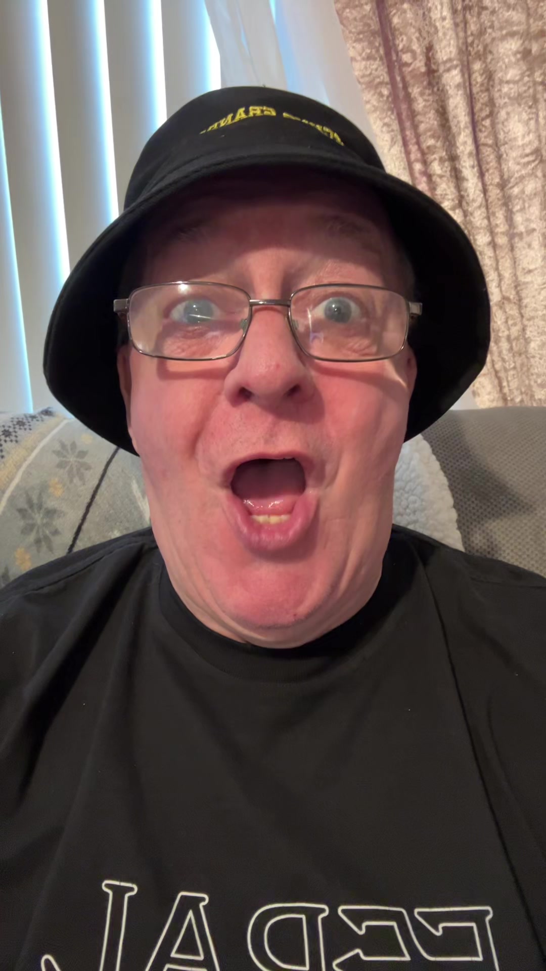 @TECHNO GRANDAD