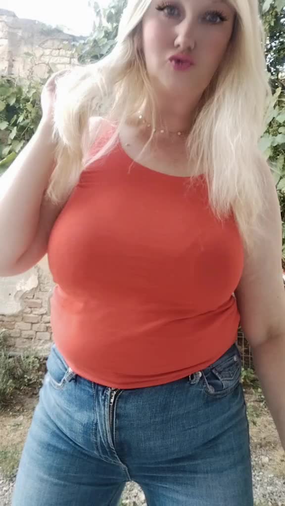 @Maria