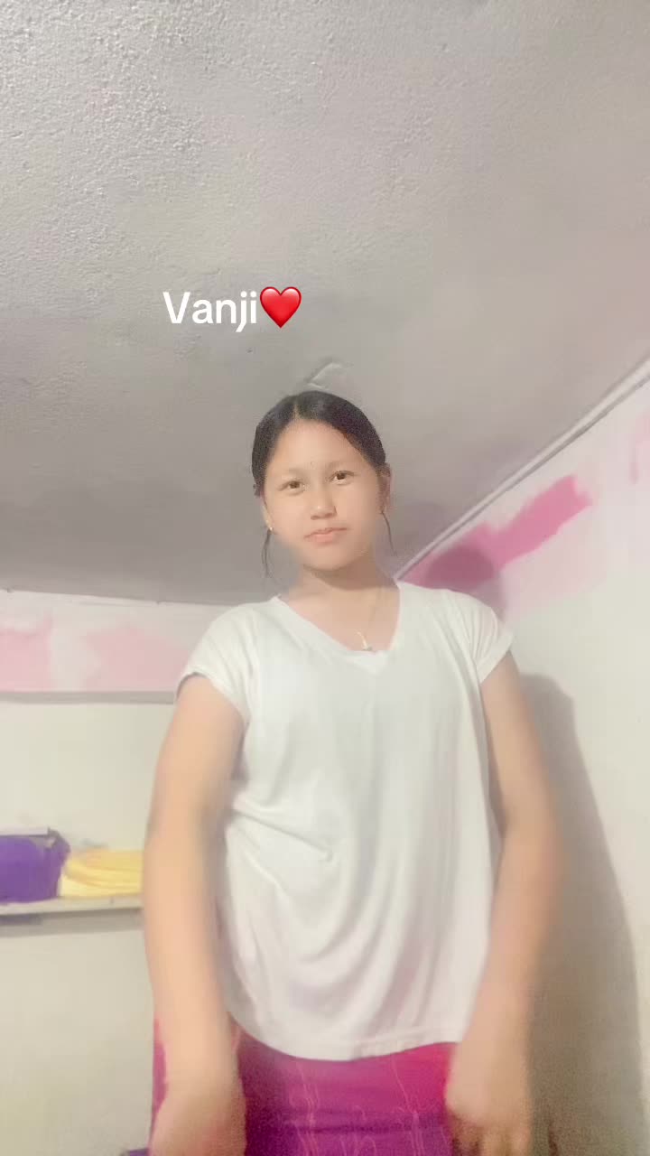 @रिना खुलल गुरुङ
