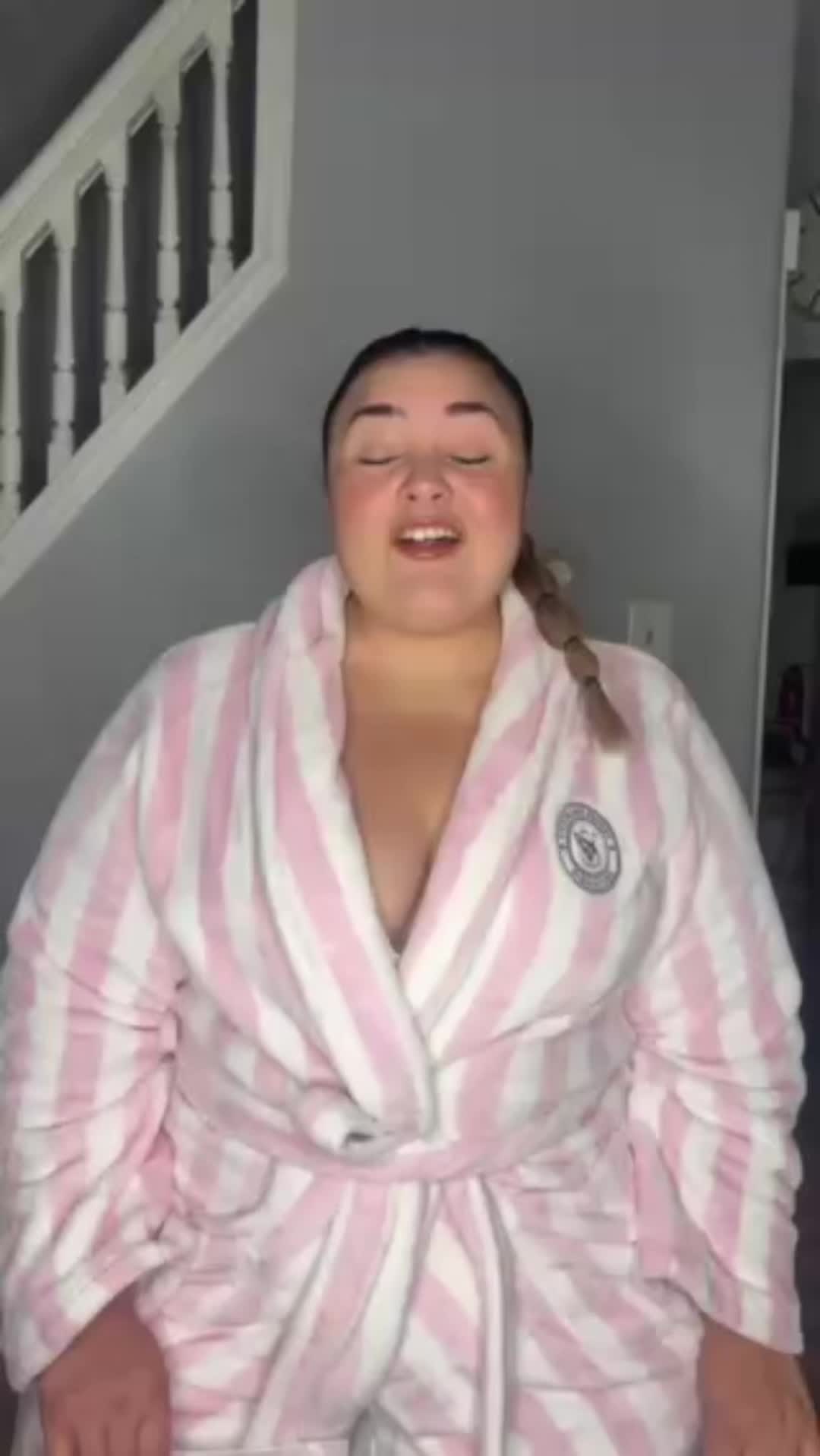 @Katherine Mejia 🍑