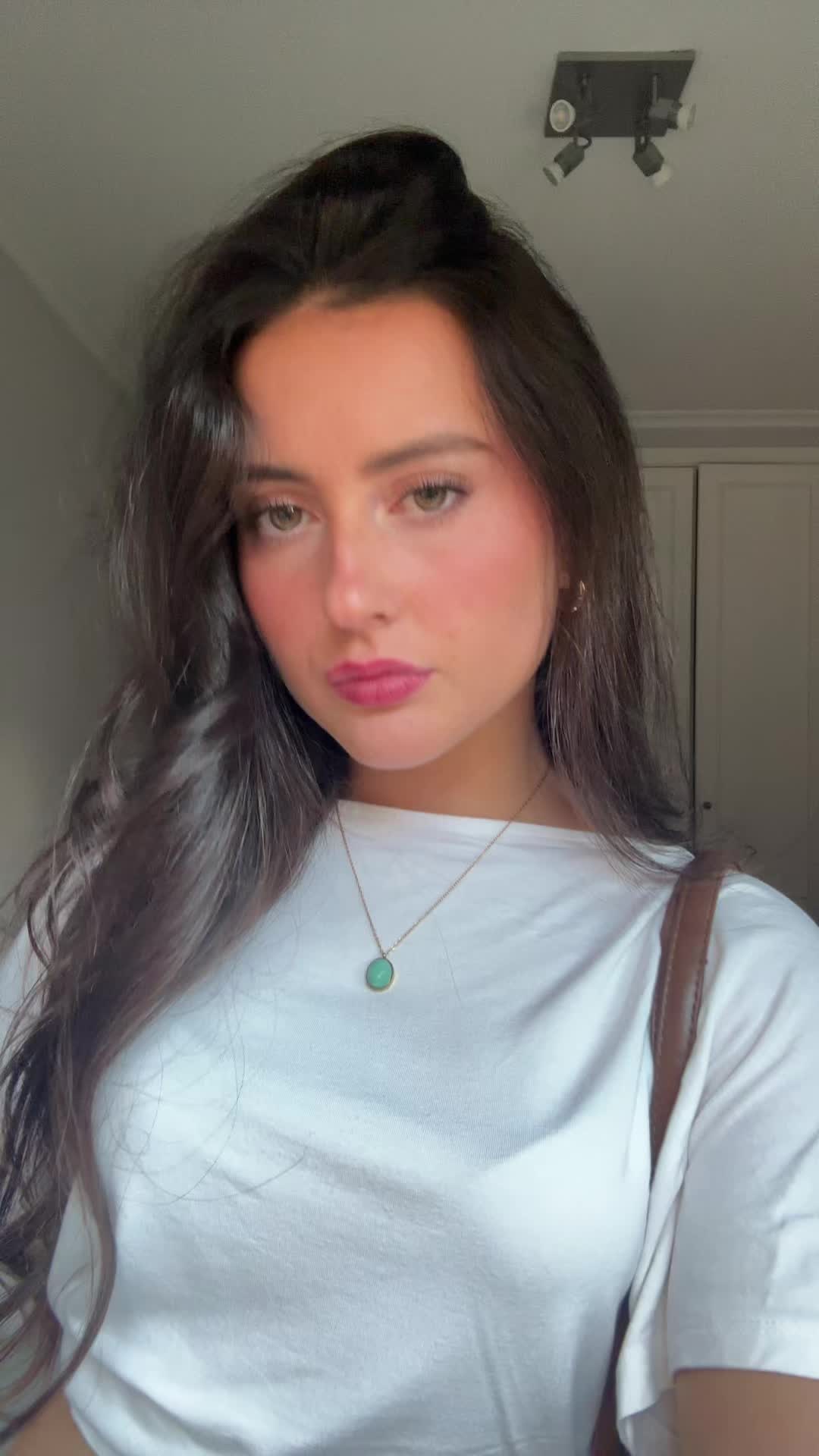 @✪