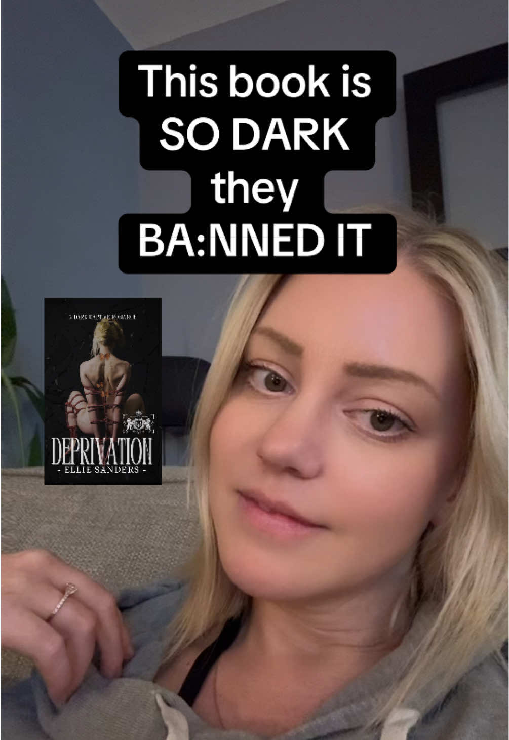 @elliesandersauthor