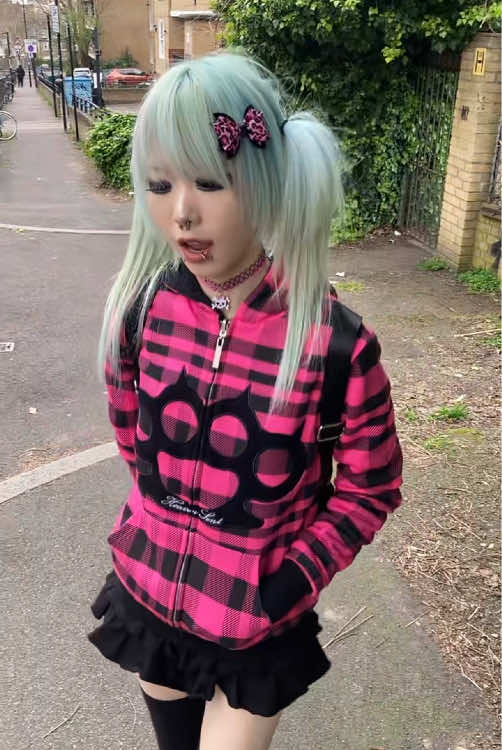 @hyonzni
