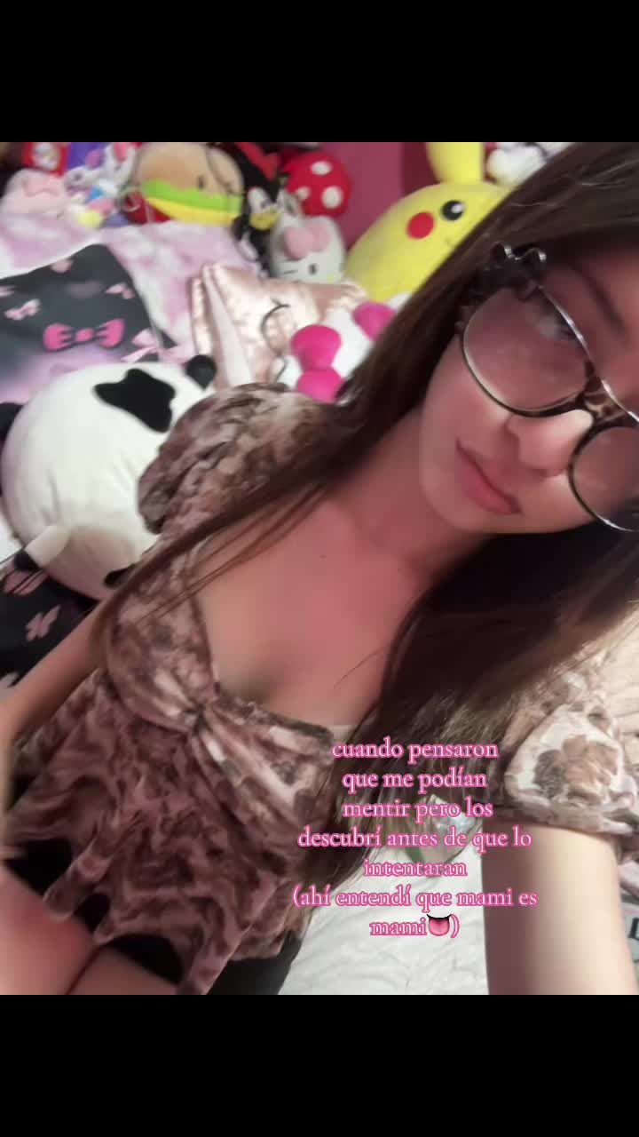 @️ 👩🏻🦱