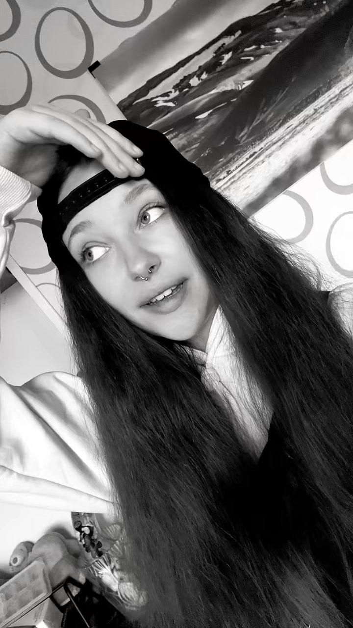 @🖤Ronnie🖤