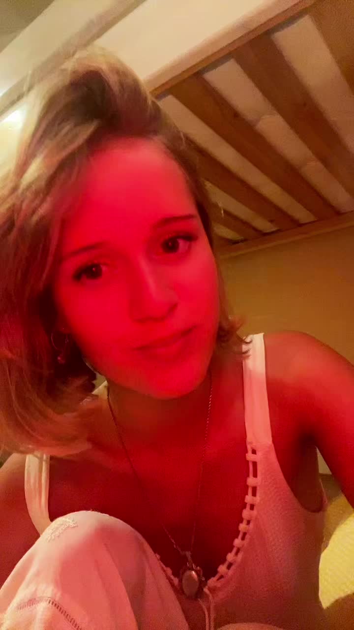 @Zelie…