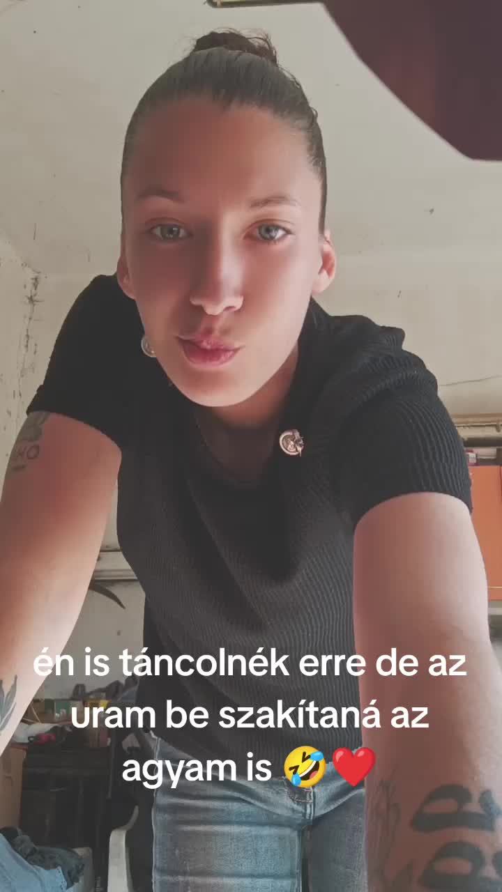 @Mónika Fruzsina Pék