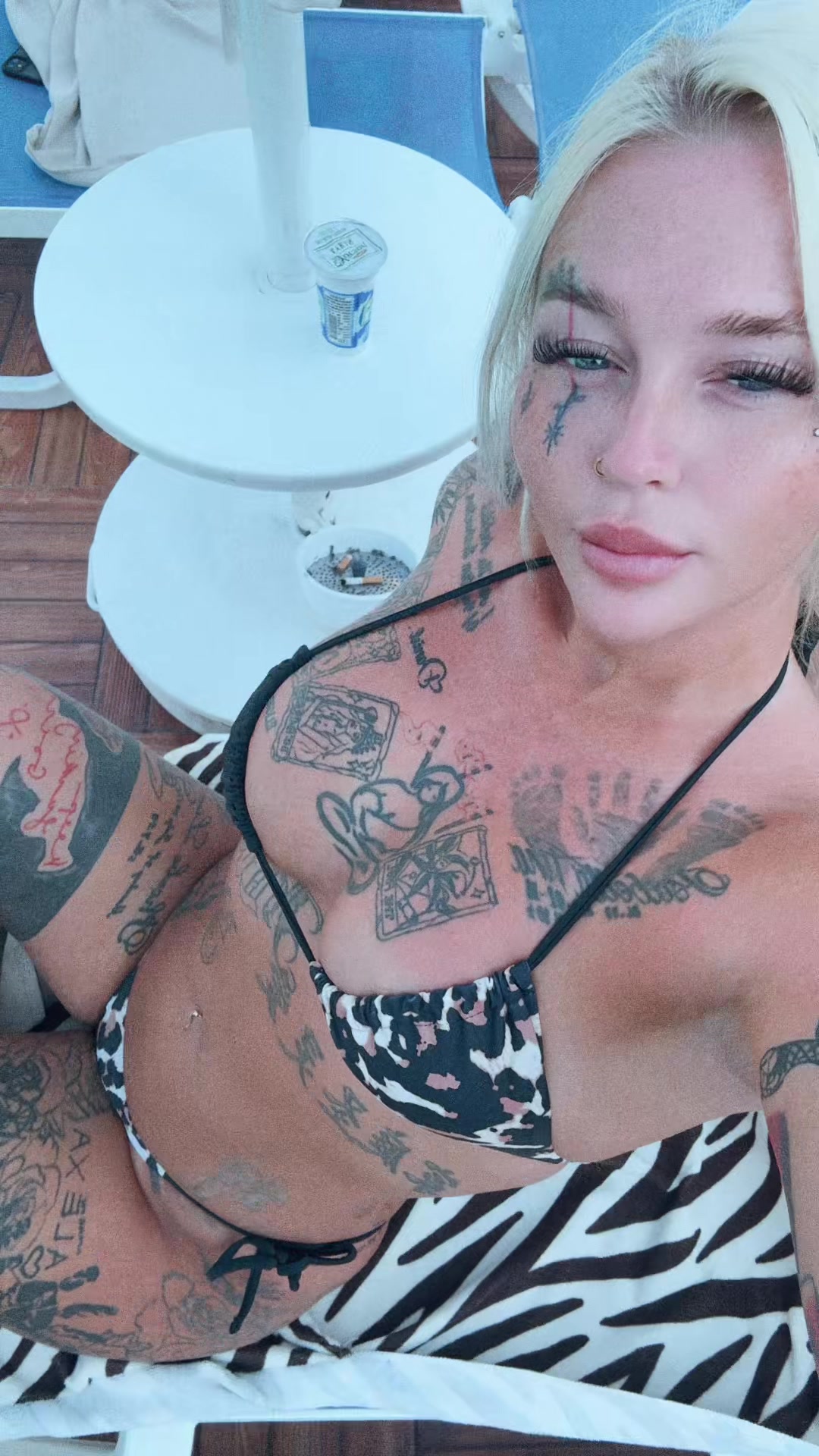 @littlemissinkbox