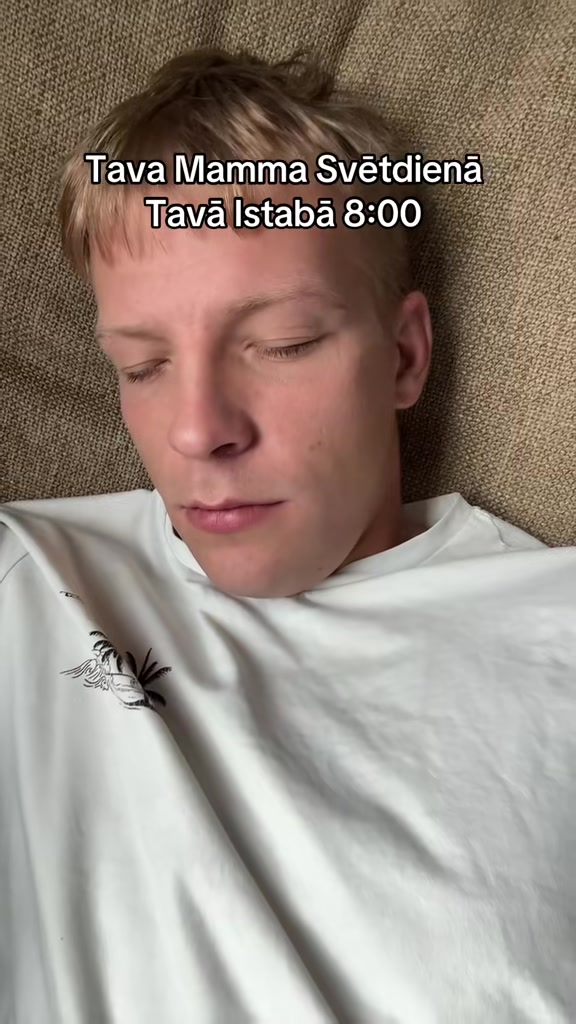 @AudzhuDeels 😁