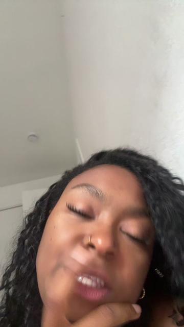 @muvadebbee