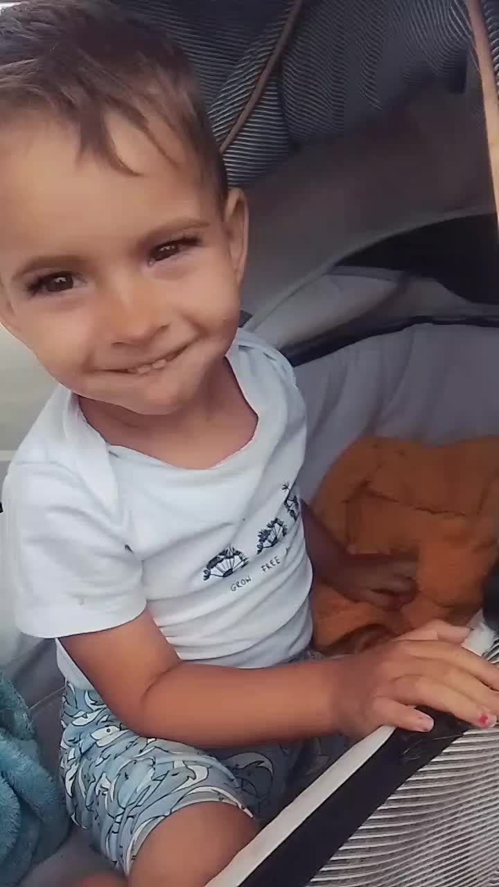 @ℳ𝑜𝓃𝒾𝓀𝒶 ℛ𝒶𝒻𝒶𝑒𝓁𝑜𝓋𝒶