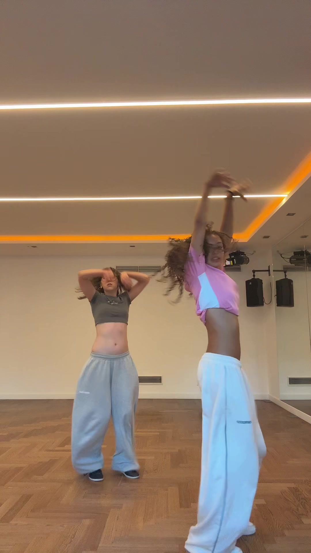 @Dance_sureya