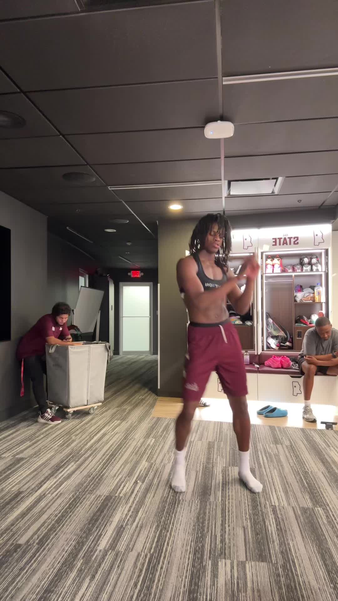 @6’6 character 🕴️