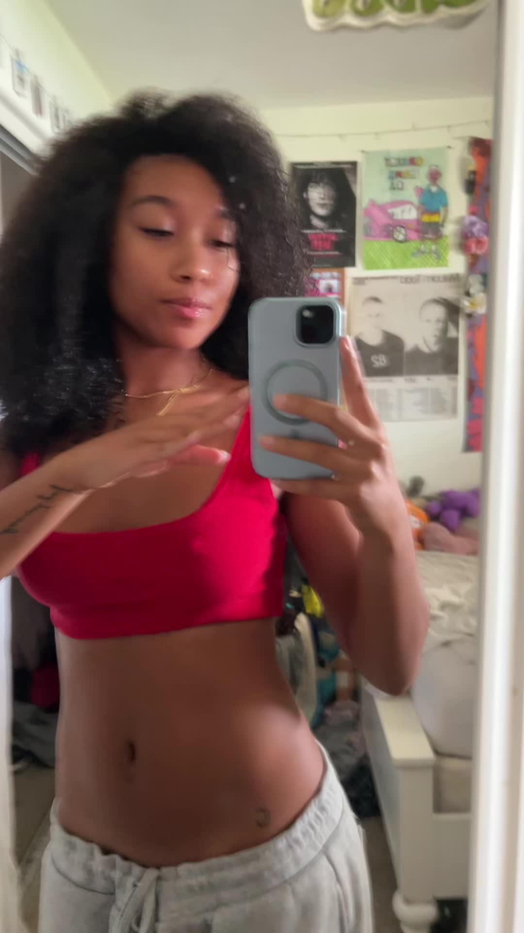 @🫥