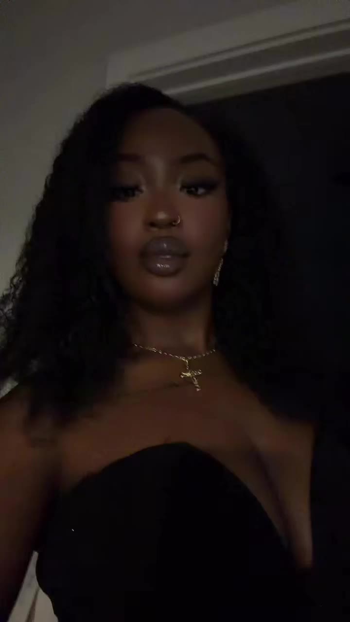 @LYNN AKU