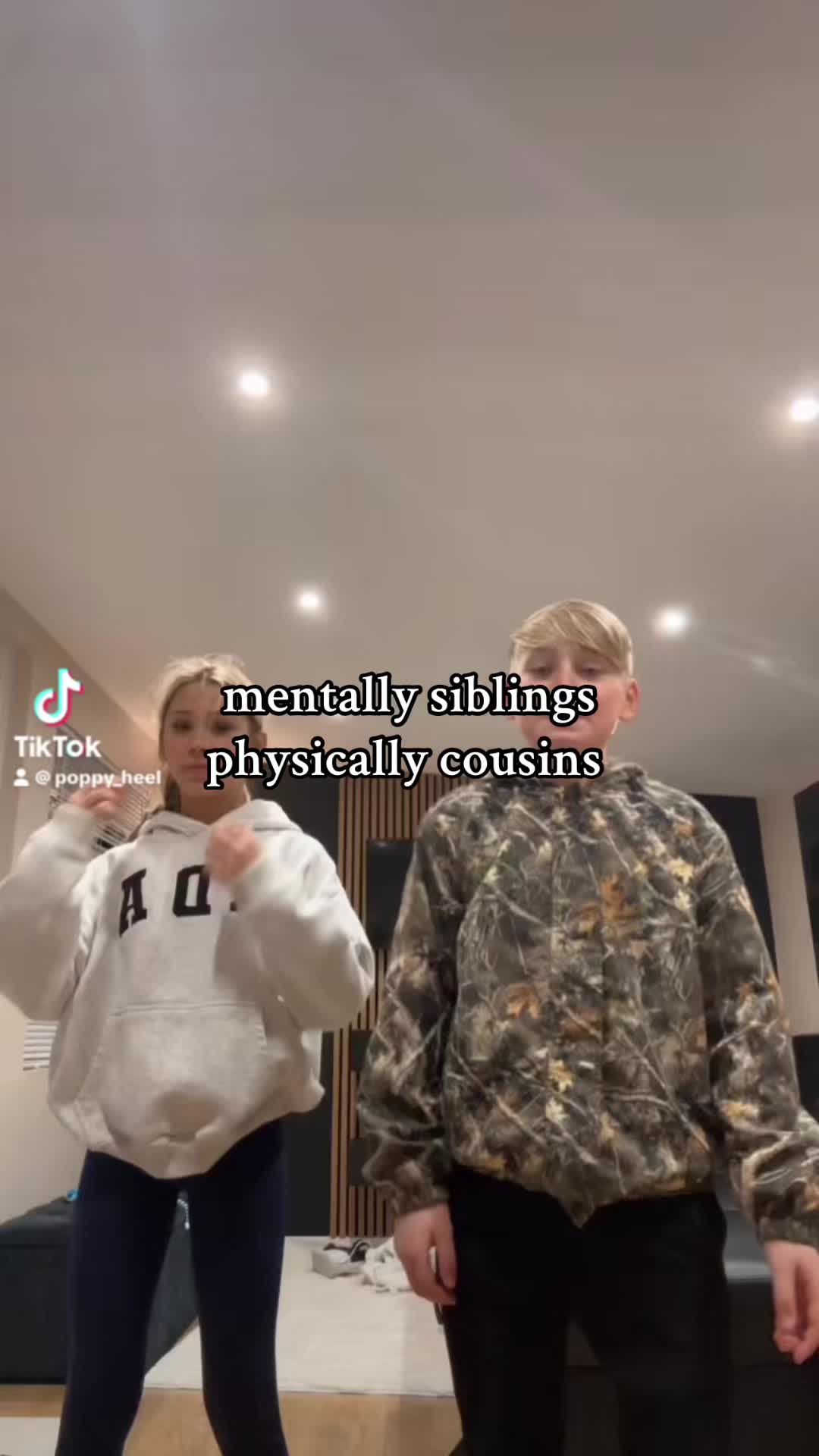 @poppy๐ค