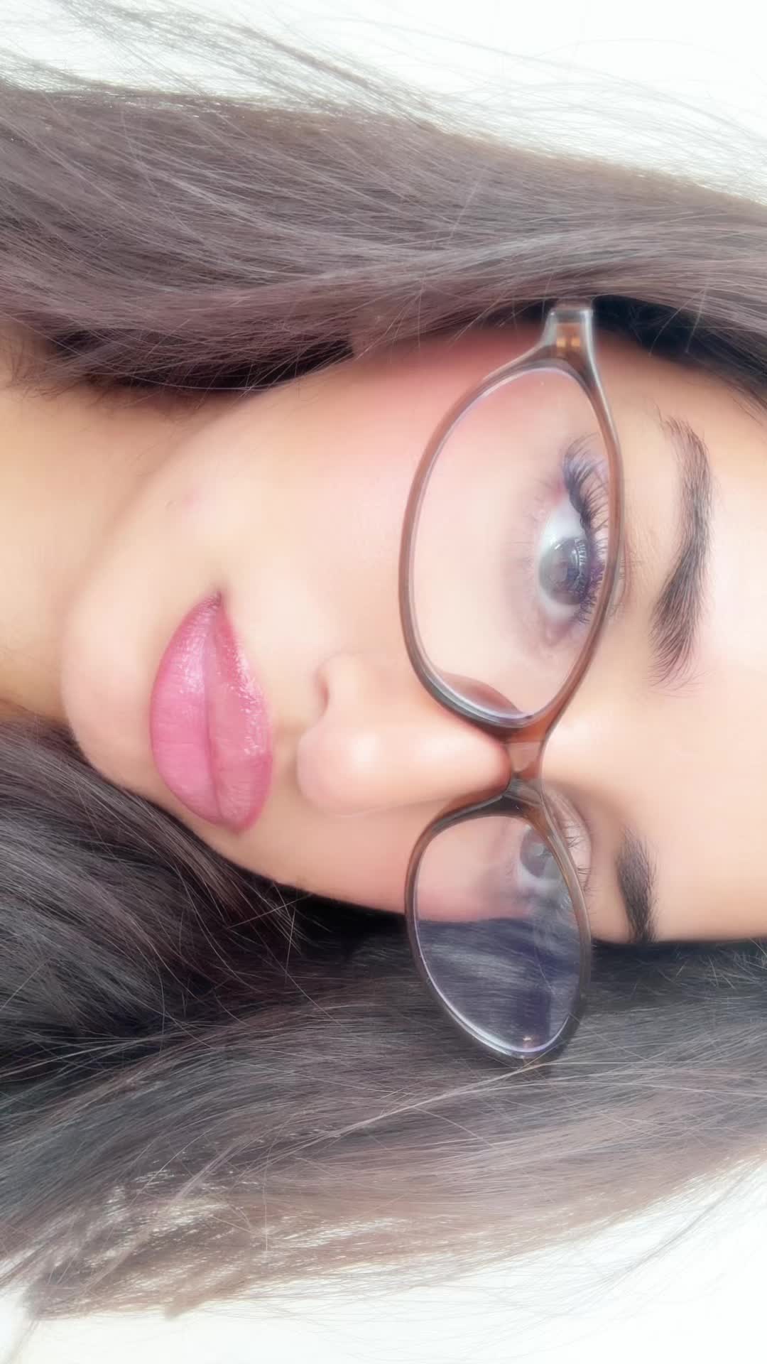 @H B