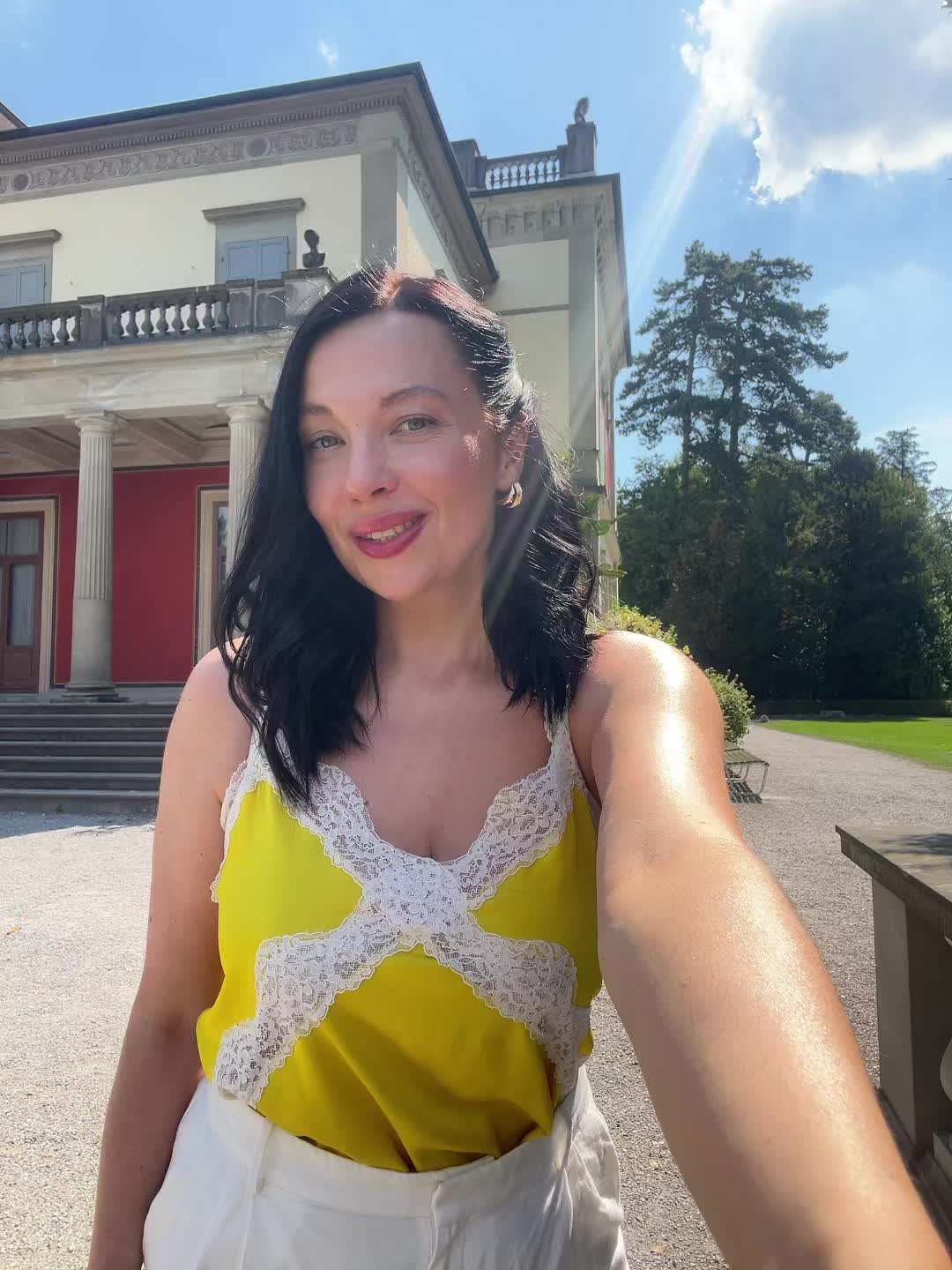 @Alena Kyptilova