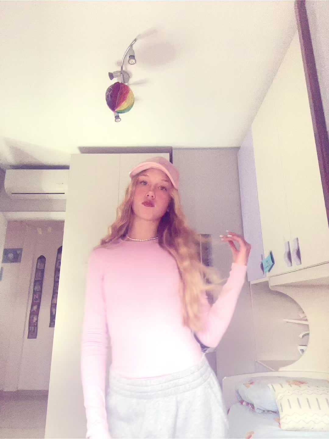 @𝒾𝓁𝒶