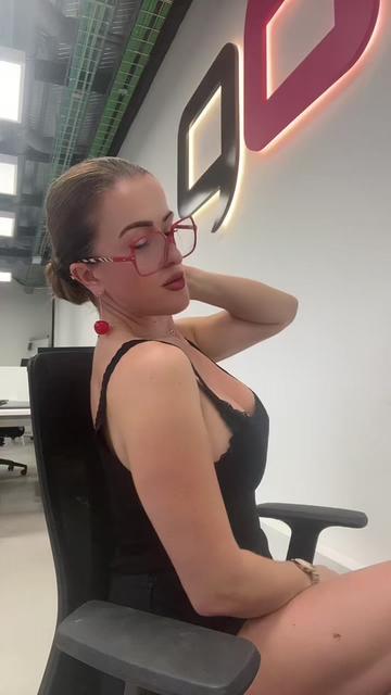 @👛