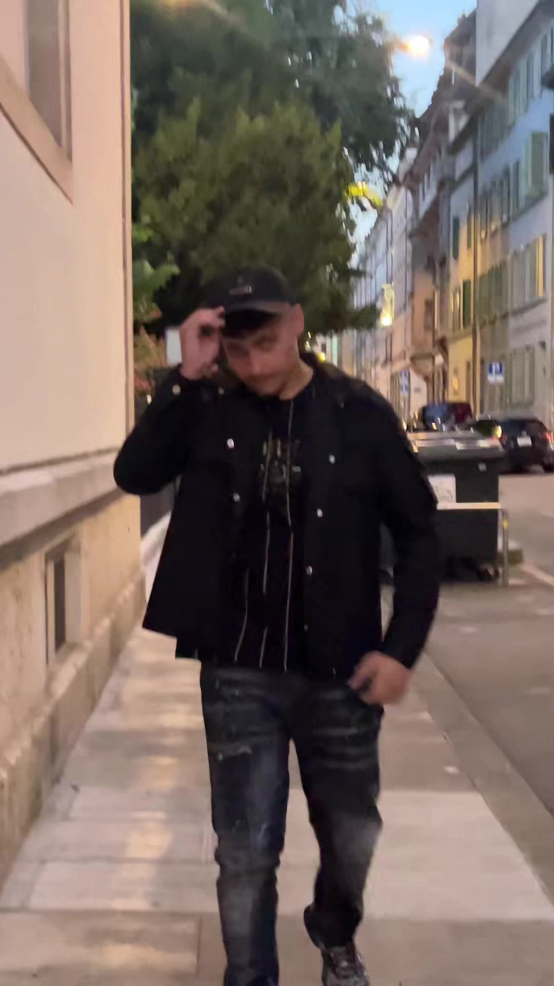 @Italianul