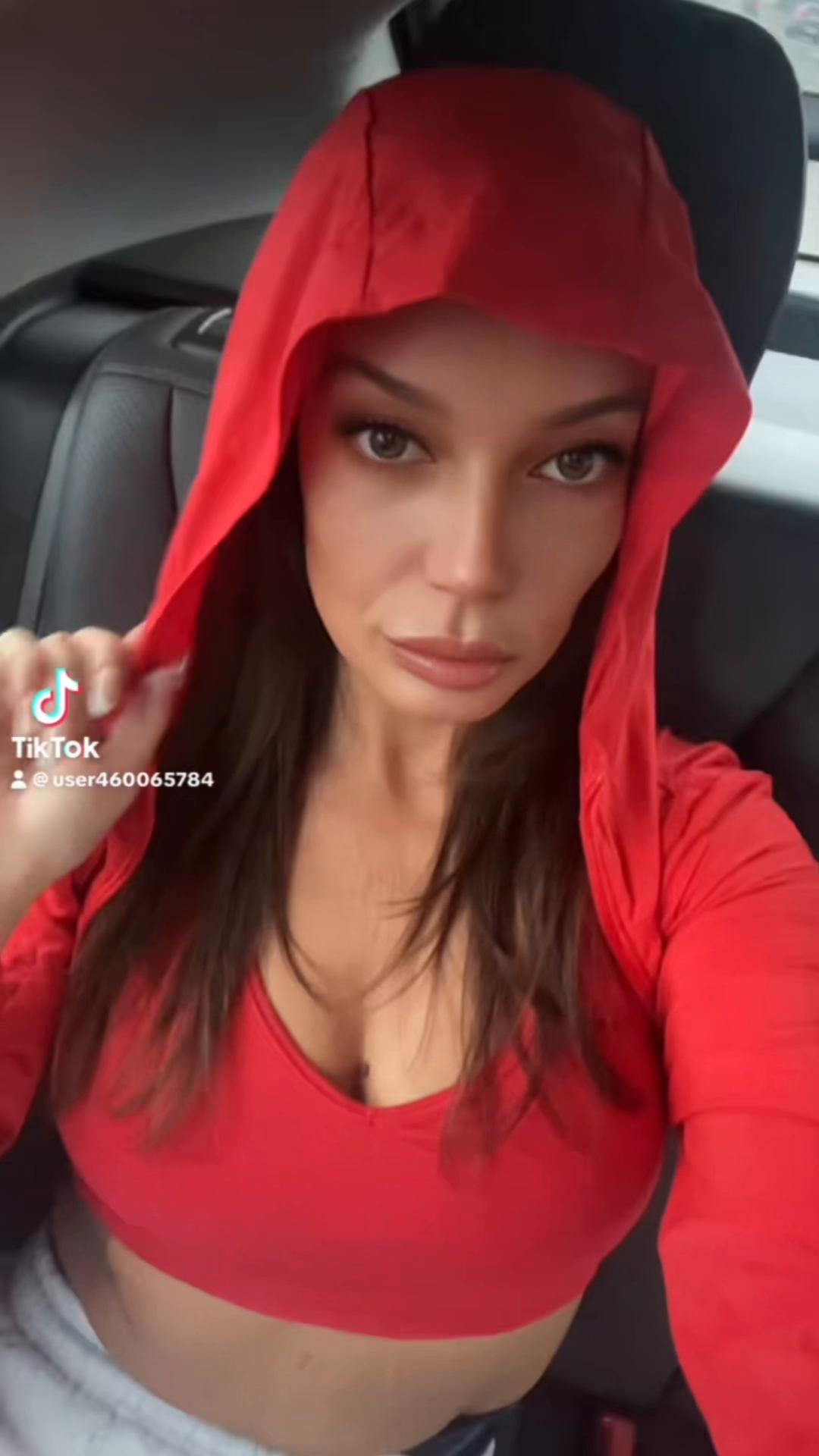 @Carlacorrigan