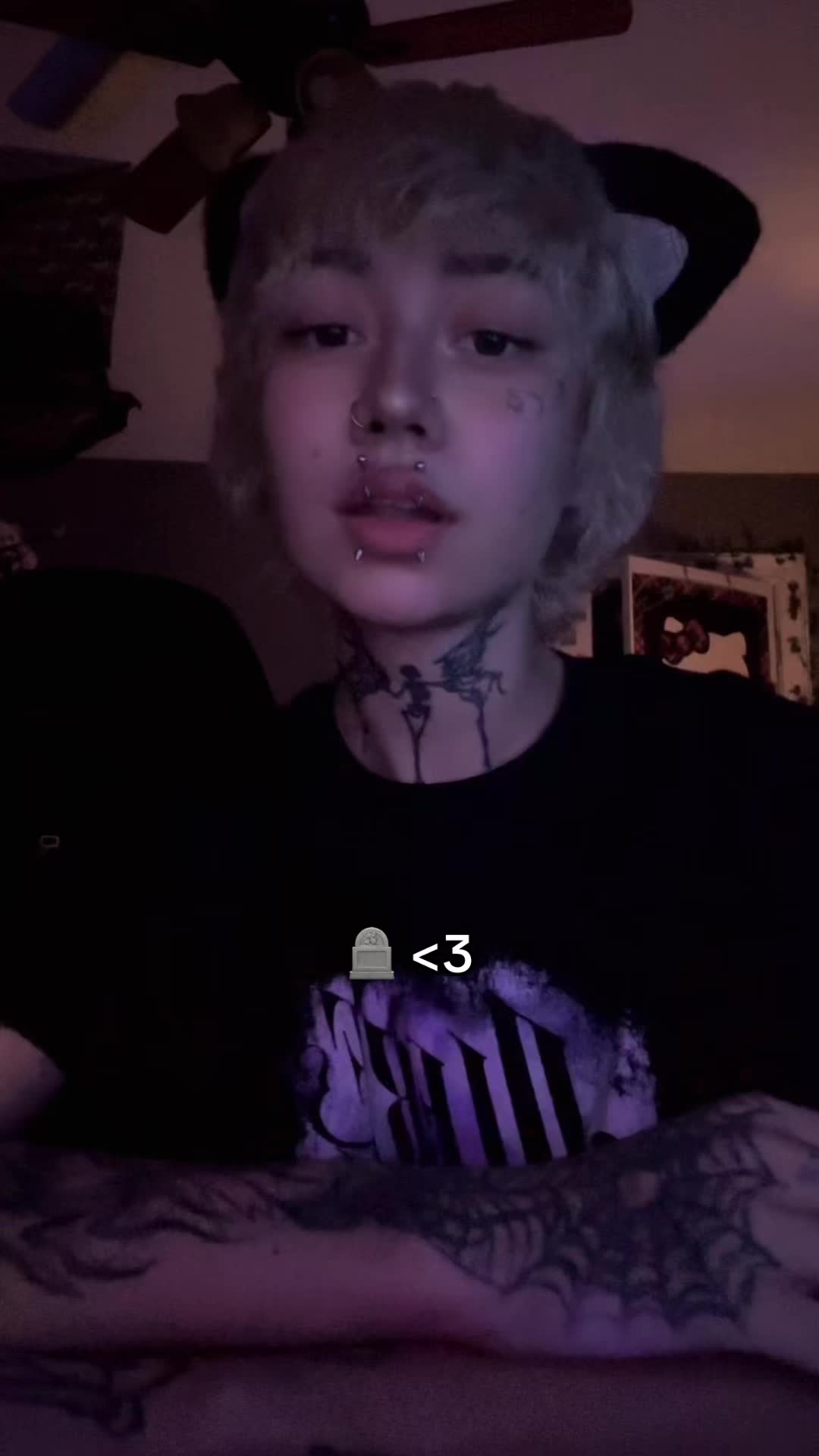 @xknifey